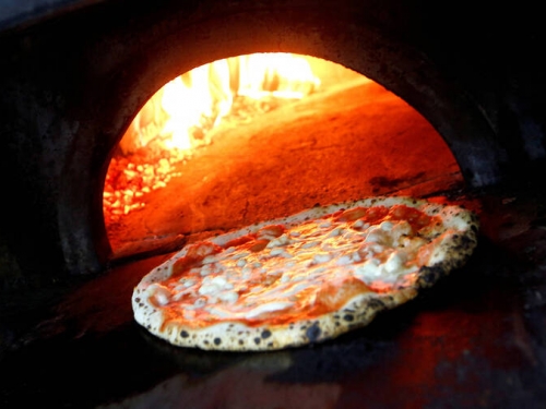 愛披薩愛到瘋 印度女婚前協議首條「每月吃一次」