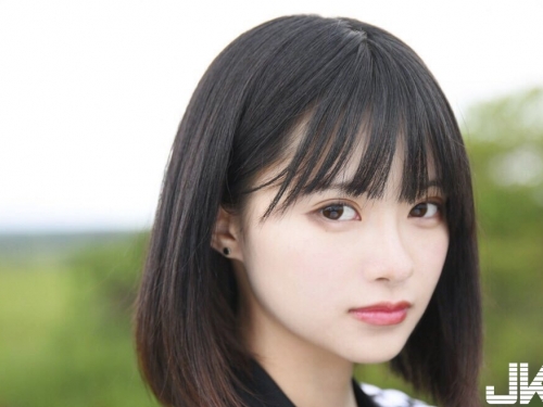 小惡魔系18歲「女子高中生」　來台灣大吃小籠包的樣子讓人戀愛！