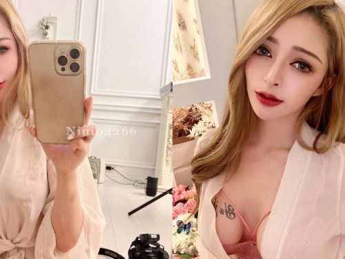 超火辣巨乳小隻馬「妮妮 nini」自拍好兇，性感蕾絲內衣藏不住「飽滿美胸」！