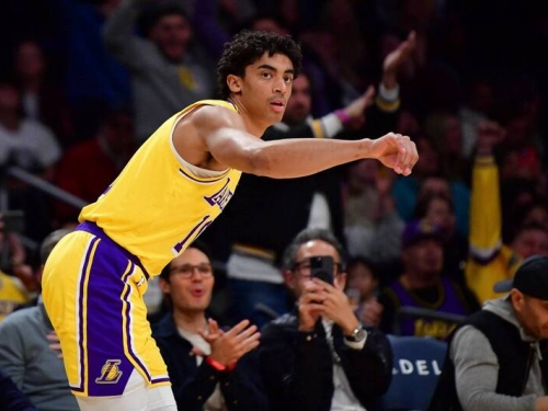 NBA》季後賽1秒都沒上仍被看見潛力！湖人4年10億續簽21歲小將