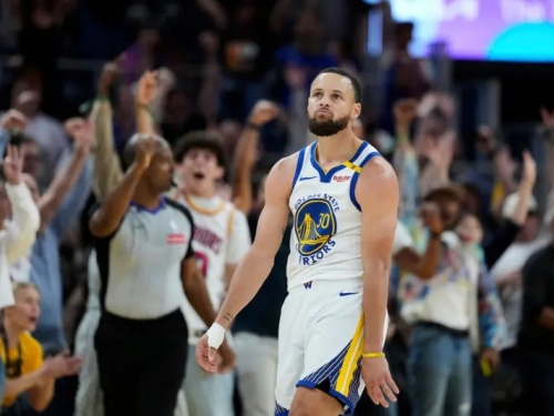 NBA》Curry想打季後賽！賽後記者會曝心聲：想和火箭打系列賽