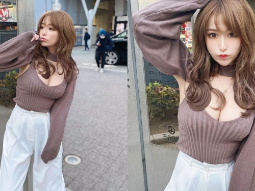 日本街頭性感美乳御姐，「火辣車頭燈」狂吸路人目光！