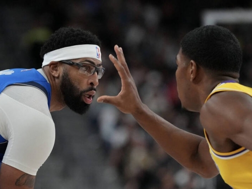 NBA熱身賽》真慘！湖人末節只拿8分 AD繳18分助隊打趴老東家