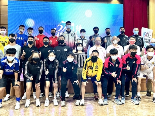 足球》中等學校5人制足球聯賽 青年高中瞄準二連霸