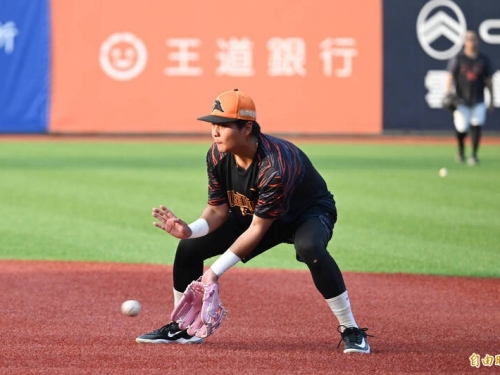 中職》楊竣翔攻守沒發揮 上一軍2天就下二軍
