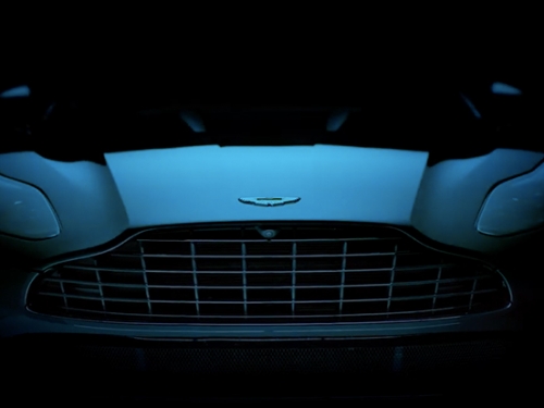 [影]龐德新歡？Aston Martin 公布品牌首輛休旅車「DBX」 預告...濃濃007風格！