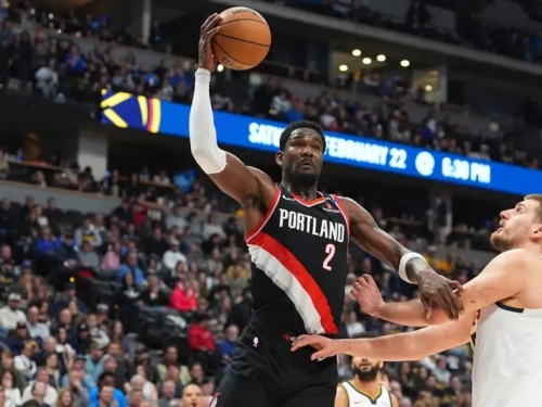 NBA》Ayton其實很香？生涯前7季場均皆上雙　恐引發搶人大戰