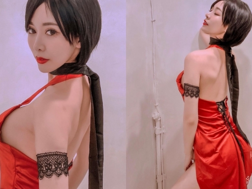 傲嬌甜心「愛佳奈」化身美豔艾達王，紅色小洋裝秀「白皙美背＋波濤側乳」好兇猛！