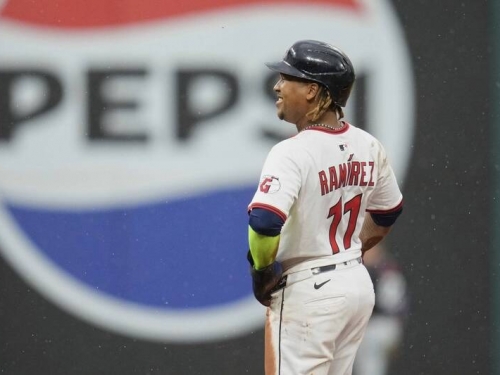 MLB》隊史首位「250轟、250盜」！守護者球星記錄夜和雙城說再見