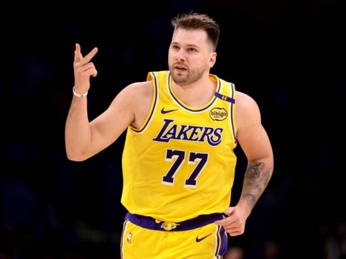 NBA》東契奇首節就轟21分！湖人輕取金塊登上西部第3名