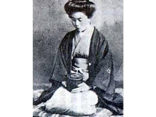 日本這兩個女人，擁有超越科學的超能力，但最後卻死於輿論
