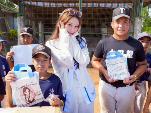 中職》富邦送愛到花蓮 Fubon Angels李雅英為太巴塱、光復少棒球員夢想應援