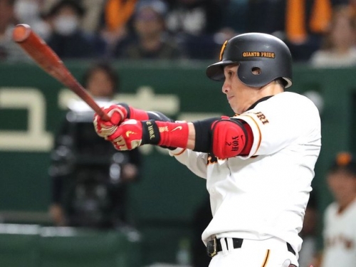 陽岱鋼連吞5K後敲二壘打　岡本和真逆轉彈致勝