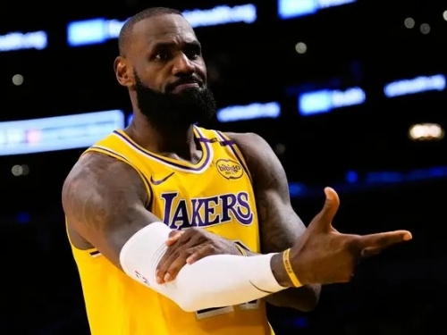 NBA》奇招？湖人季後賽決定棄用雙塔！遇灰狼強力內線執意打小球