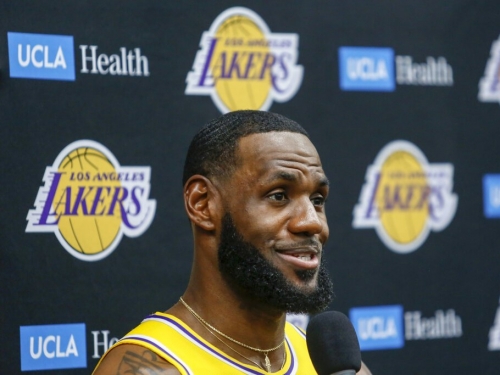 NBA／詹皇季前輕鬆打 湖人主帥：我們學聰明了