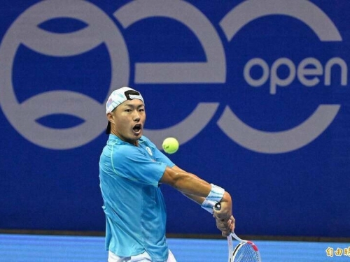 網球》許育修一日雙勝 ITF朗瑟士敦男單、男雙都晉級