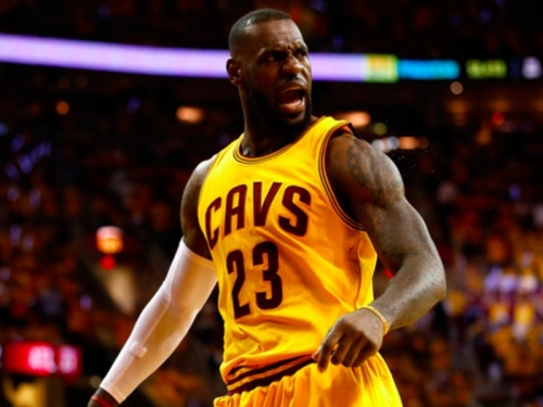 騎士陣容補強告急 詹皇氣到罵髒話 兄弟安東尼團報救駕？