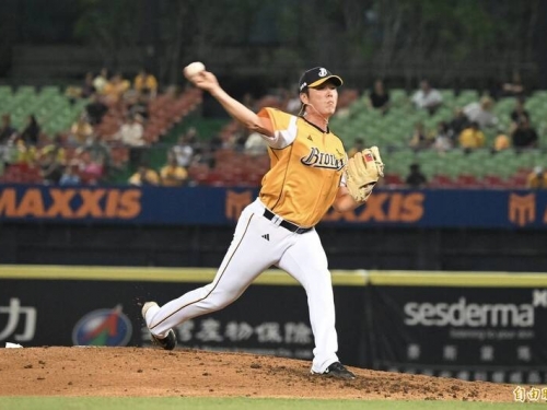 中職》兄弟1指林暉盛封王戰飆首見紀錄！ 平野惠一讚了不起
