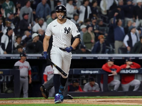 MLB季後賽》以為全壘打沒跑被酸爆 史坦頓認錯：小朋友不要學