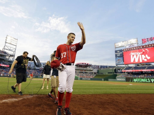 MLB》簽78億鉅約後只投8場 國民「天才小史」確定退休