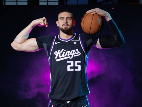 NBA》剛被交易就遭裁掉！ 213公分烏克蘭中鋒預計轉戰溜馬