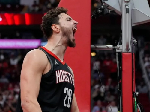 NBA》火箭5連勝也想追字母哥？當家中鋒連2戰大三元比肩哈登、威少