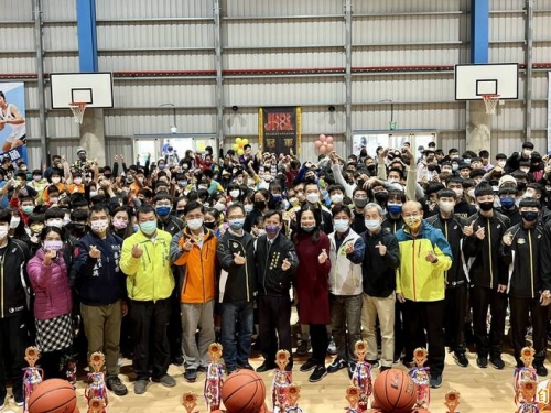 籃球》電信女籃3對3在台南太子國中復辦 吸引129隊參戰