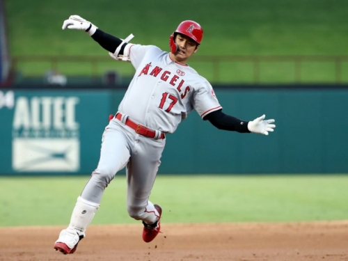 MLB／火燙！大谷快腿跑出三壘安 連10戰敲安寫個人紀錄