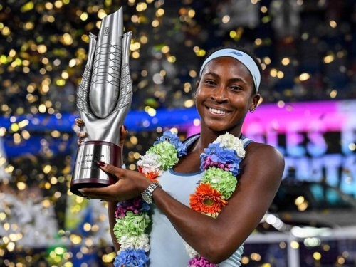 網球》武漢「美國決戰」高芙勝出 力退佩古拉笑捧千分賽第3冠