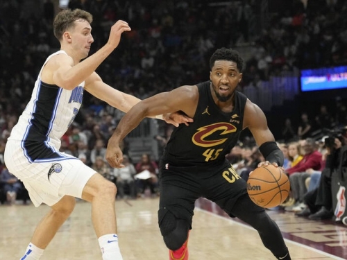 NBA》騎士痛宰魔術維持不敗 開季6連勝追平詹皇時代紀錄