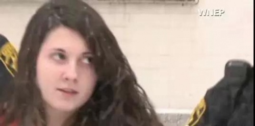 美國19歲少女：“我可以畫出一幅殺人地圖，你可以按圖搜屍！”