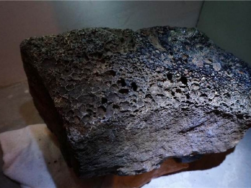 隕石落地後，留下直徑1280米的“魔鬼之坑”，可隕石去哪了？