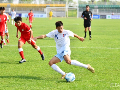 足球》張天駿獨進2球 東亞盃U15台灣2 ：1勝香港