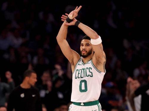 NBA季後賽》塔圖姆轟42分卻傷退 塞爾提克被逆轉讓尼克率先聽牌