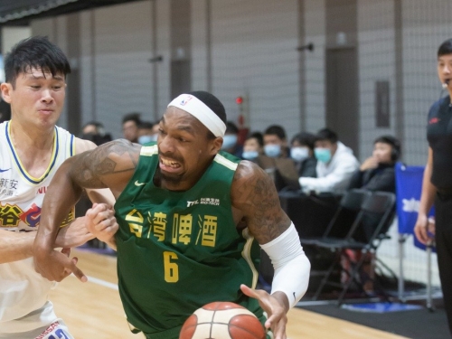 SBL／2連敗後2連勝 台啤總冠軍賽退裕隆「聽牌」