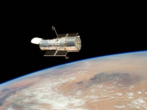 靠哈伯才看得到！發現史上最遙遠恆星 距地球129億光年