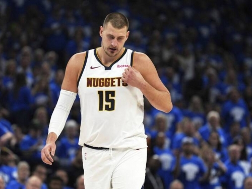 NBA季後賽》約基奇當「8冠王」！淘汰後想灌啤酒、揭金塊殘酷事實