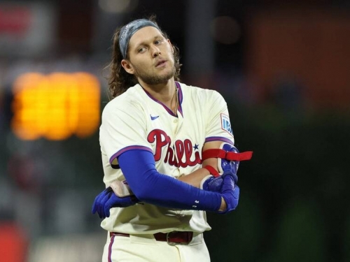 MLB》季後賽仍1安難求 前役板凳出發的費城人三壘手將重返先發