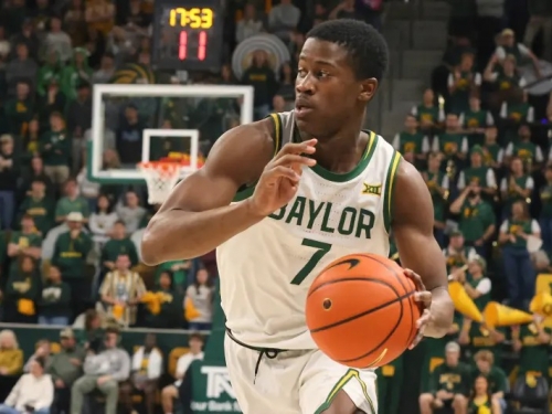 NBA》Edgecombe夏聯首戰砍爆PG愛將！George也折服：他像Butler