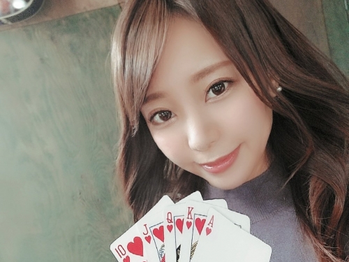好多個高進！AV女優愛玩撲克！