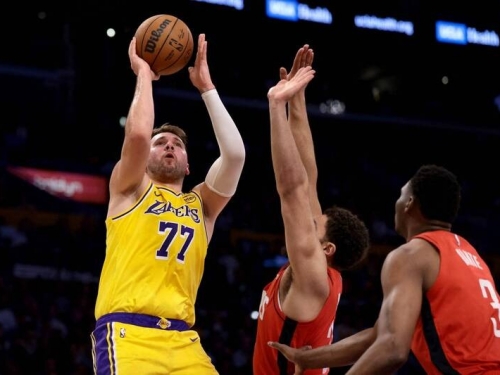 NBA》東契奇轟39分！湖人確定西部第3 勇湖有望首輪交手？