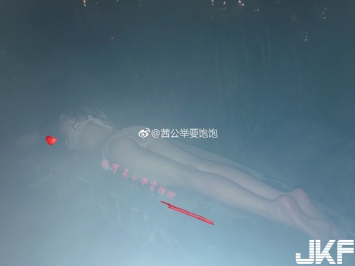 強國大尺度騷氣妹子！在家自拍「尺度超狂」福利滿滿，各種誘惑不手軟！