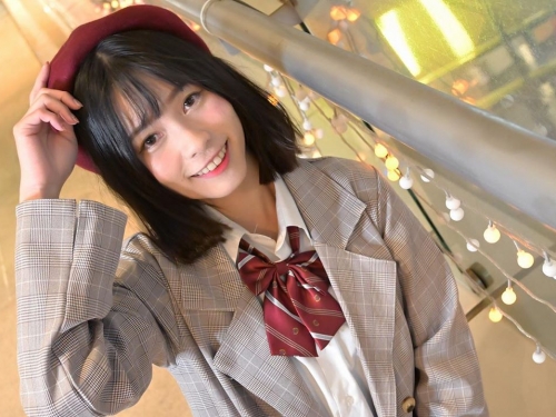 超卡哇伊貓系少女「張紜齊」半月型露齒燦笑　甜到讓人蛀牙比蒙娜麗莎還美啊