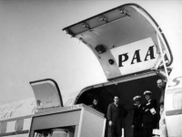 1956年的一個5MB容量的硬碟