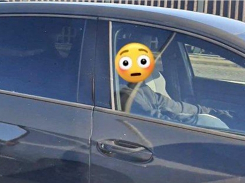 副駕女伴「彎腰吞吐」 他開車爽到閉眼 害羞畫面瘋傳