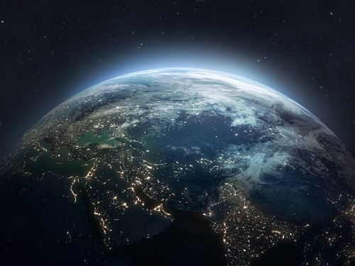 外星人的對話？銀河系中心出現神祕訊號 科學家從未見過