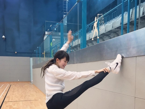 表特新女神！網推爆「空靈港妹」氣質臉蛋好吸睛！讓人戀愛的天菜類型！