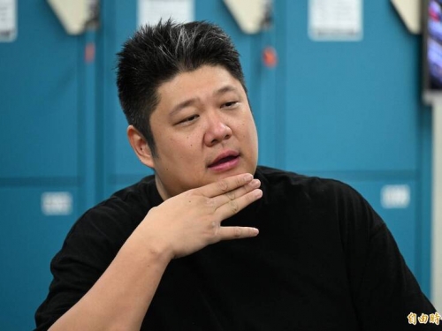 SBL》從職籃到SBL當助教依舊搶戲 哈孝遠對裁判咆哮被禁賽跟罰款