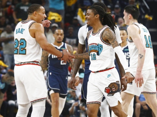 NBA》A.戴維斯轟40分無用 灰熊打爆獨行俠挺進季後賽