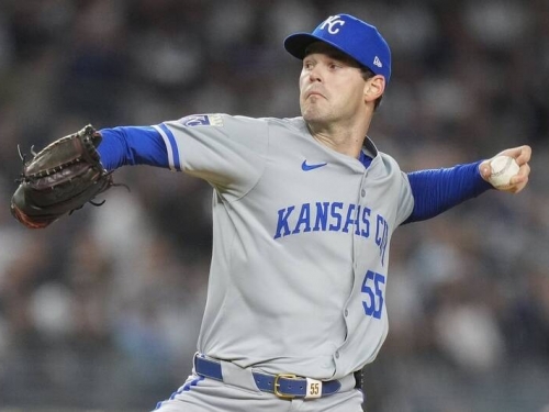 MLB》轉隊蛻變王牌、上季狂飆223K！皇家3年4.3億綁當家明星左投